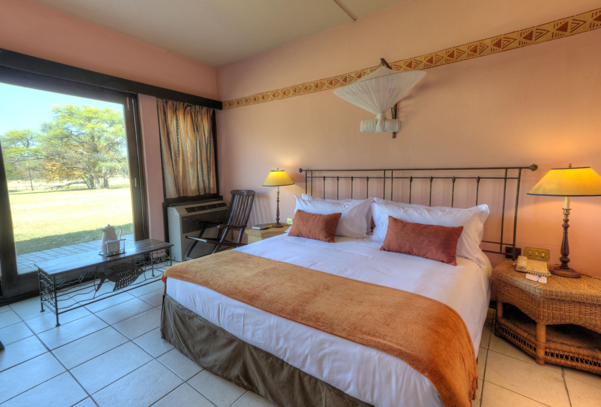 Hwange Safari Lodge Dete Exterior photo